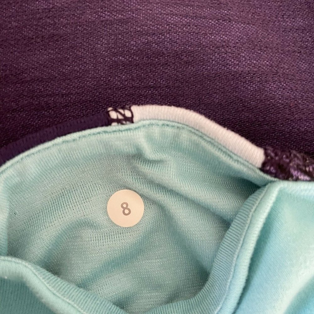 Lululemon Athletica Purple Wunder Under Quilt Crop size 8 - Picture 6 of 6